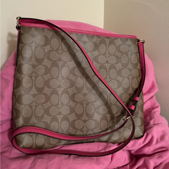 Coach Crossbody - Picture 2 of 2